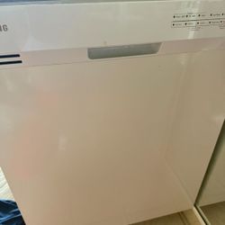 Samsung Built-In Dishwasher Clean Inside Works Good Ready to Install
