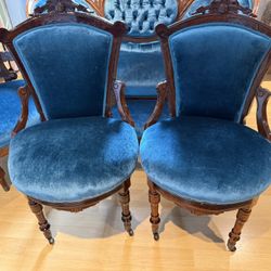 Antique Dinning Chairs 