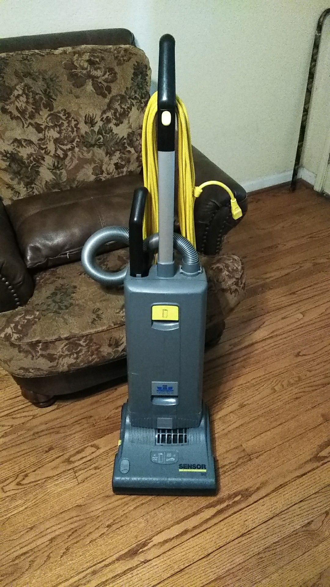 Windsor Sensor S12 Professional Vacuum for Sale in Houston, TX OfferUp