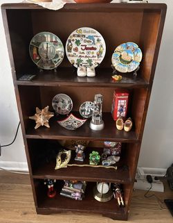 Bookcase/Cabinet