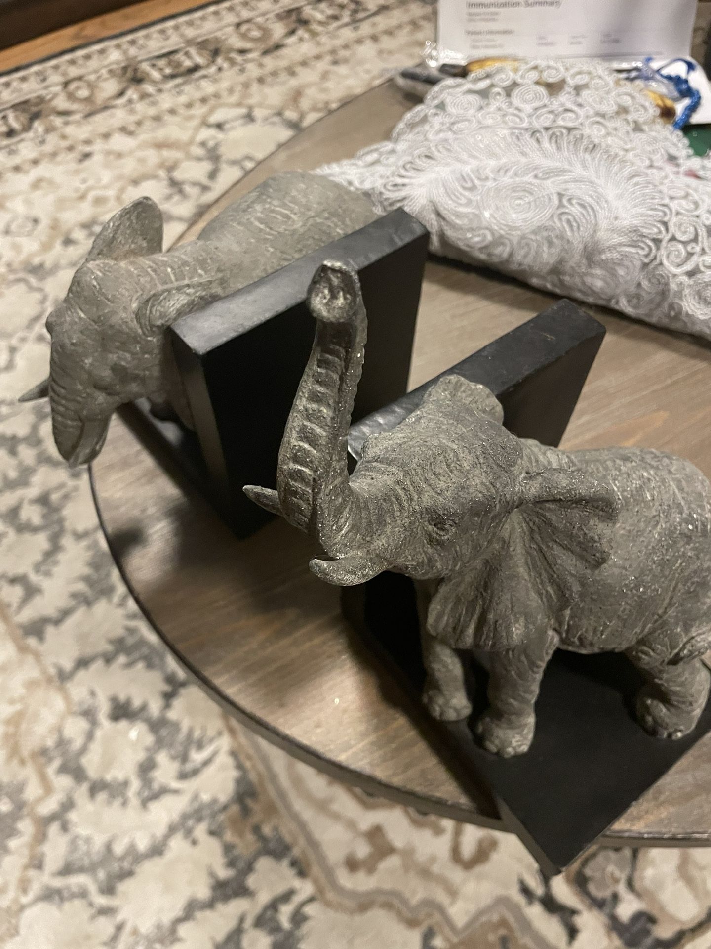 Set of 2 Elephants Bookends Art Bookend ( Excellent