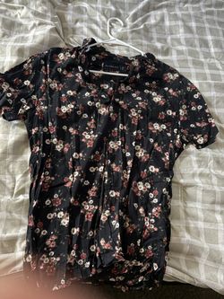 Bundle Of 7 Short Sleeve Men’s Shirts