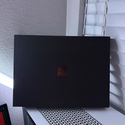 Surface Laptop Snapdragon X Elite 12 Core 16GB Ram 512GB