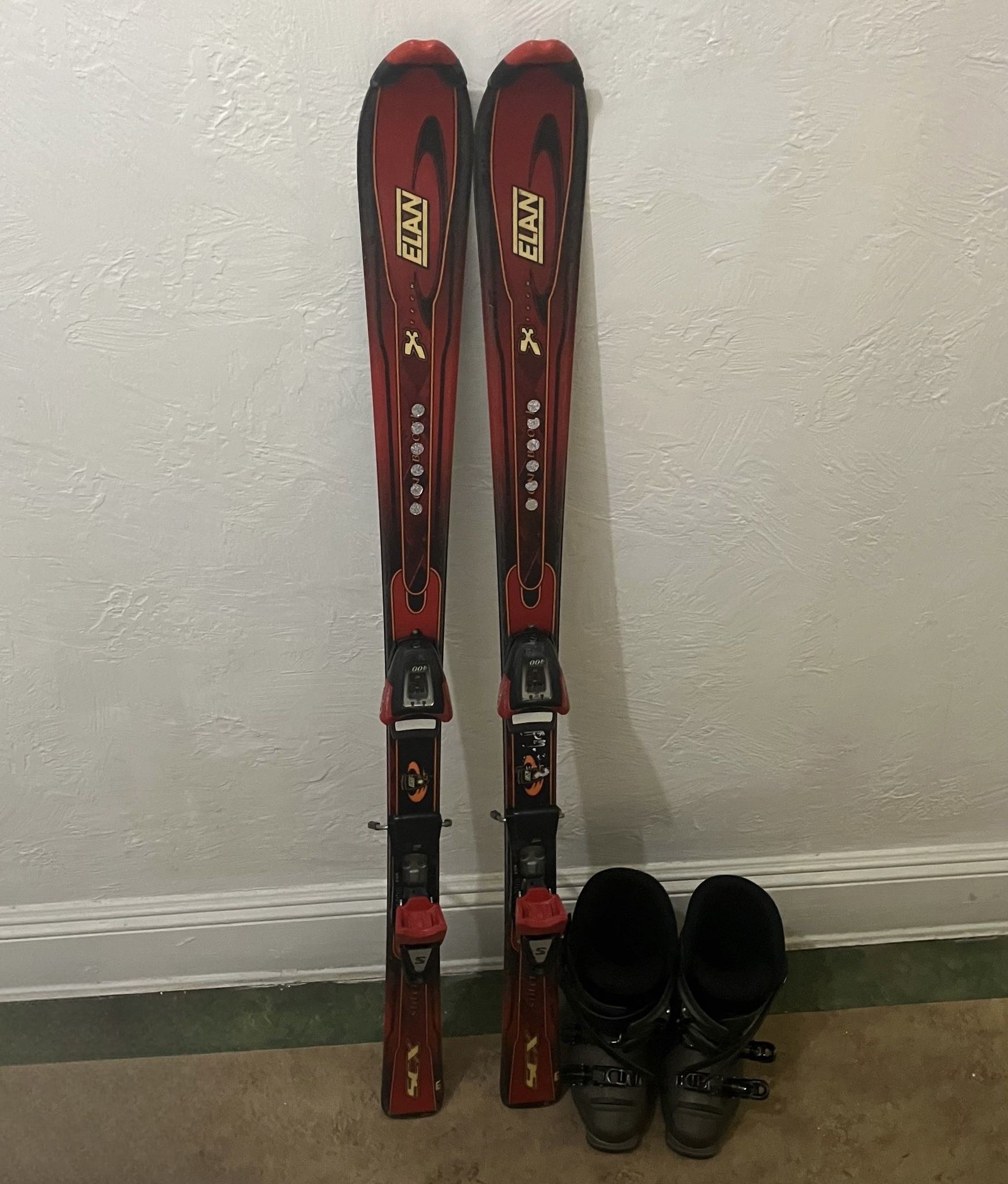 Vintage Red Elan Skis & Dalbello Boots – Retro Set – Decorative - NYC Pickup