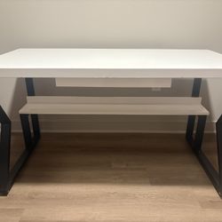 Large Desk