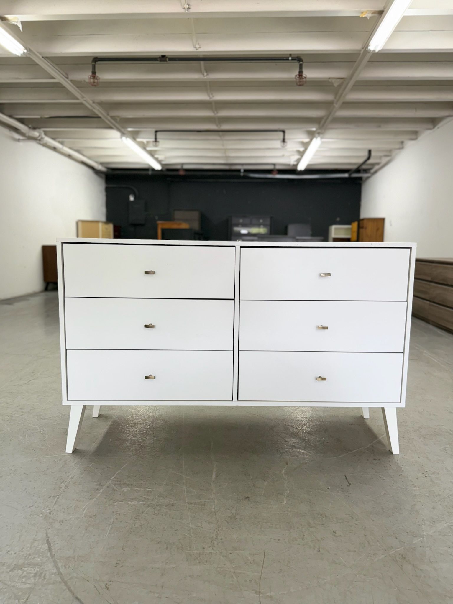 White Mid Century Modern Style 6 Drawer Dresser