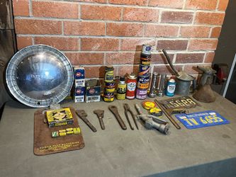Man cave lot of misc automotive vintage items