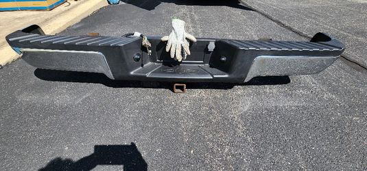 F150 BUMPER WITH HITCH AND HARNESS