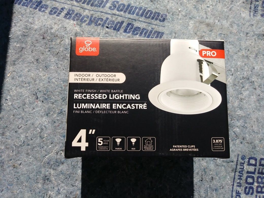 Globe electric 90670 - trim and housing package recessed lights