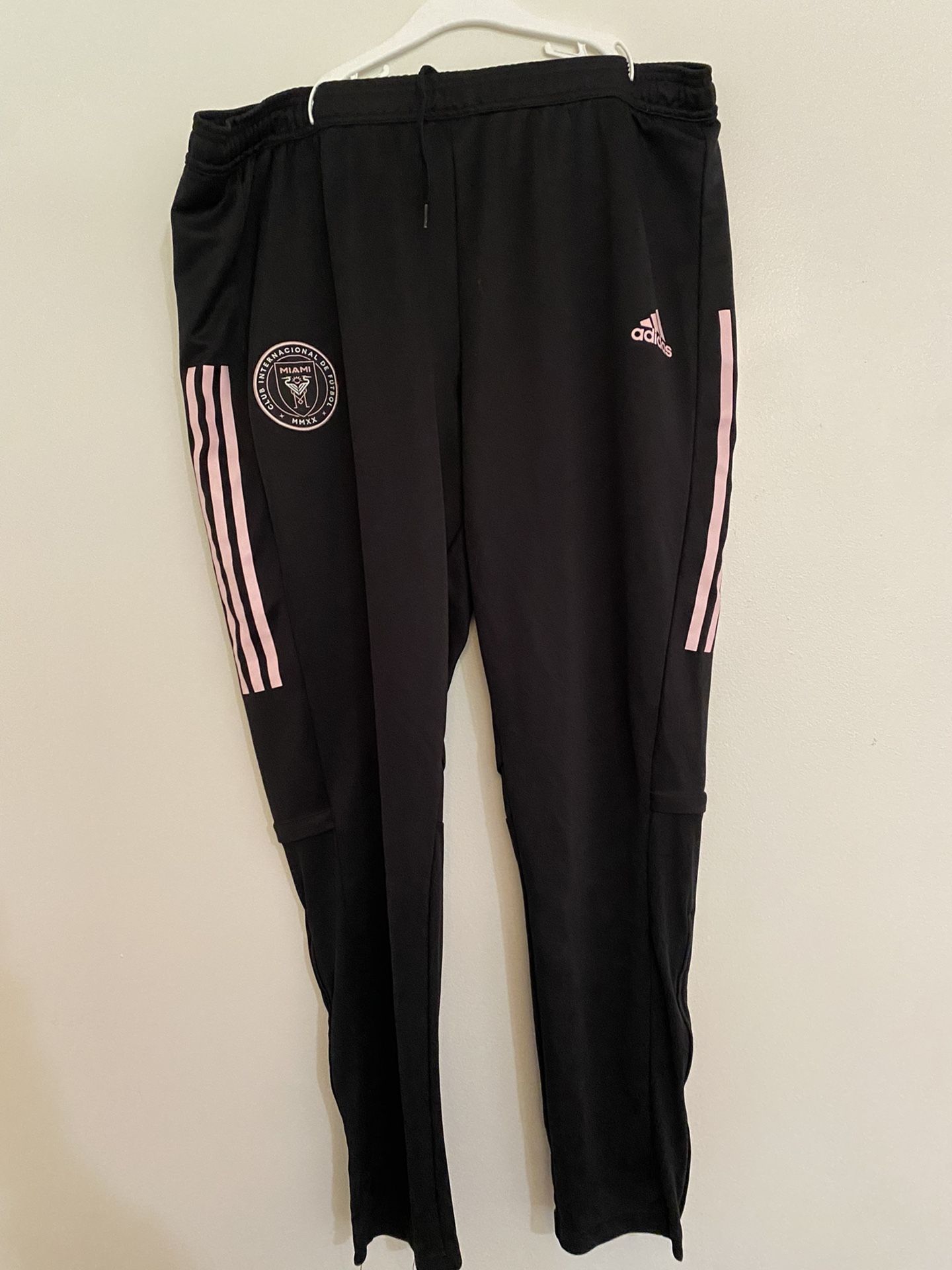 ADIDAS INTER MIAMI CD MLS TRAINING PANTS FI2360