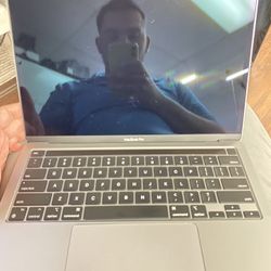 Apple MacBook Pro M1