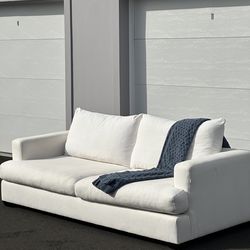 Pottery Barn Grand Sofa 🛋️