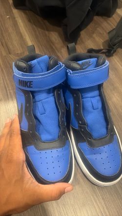 Nike High-Top Sneakers Blue and Black
