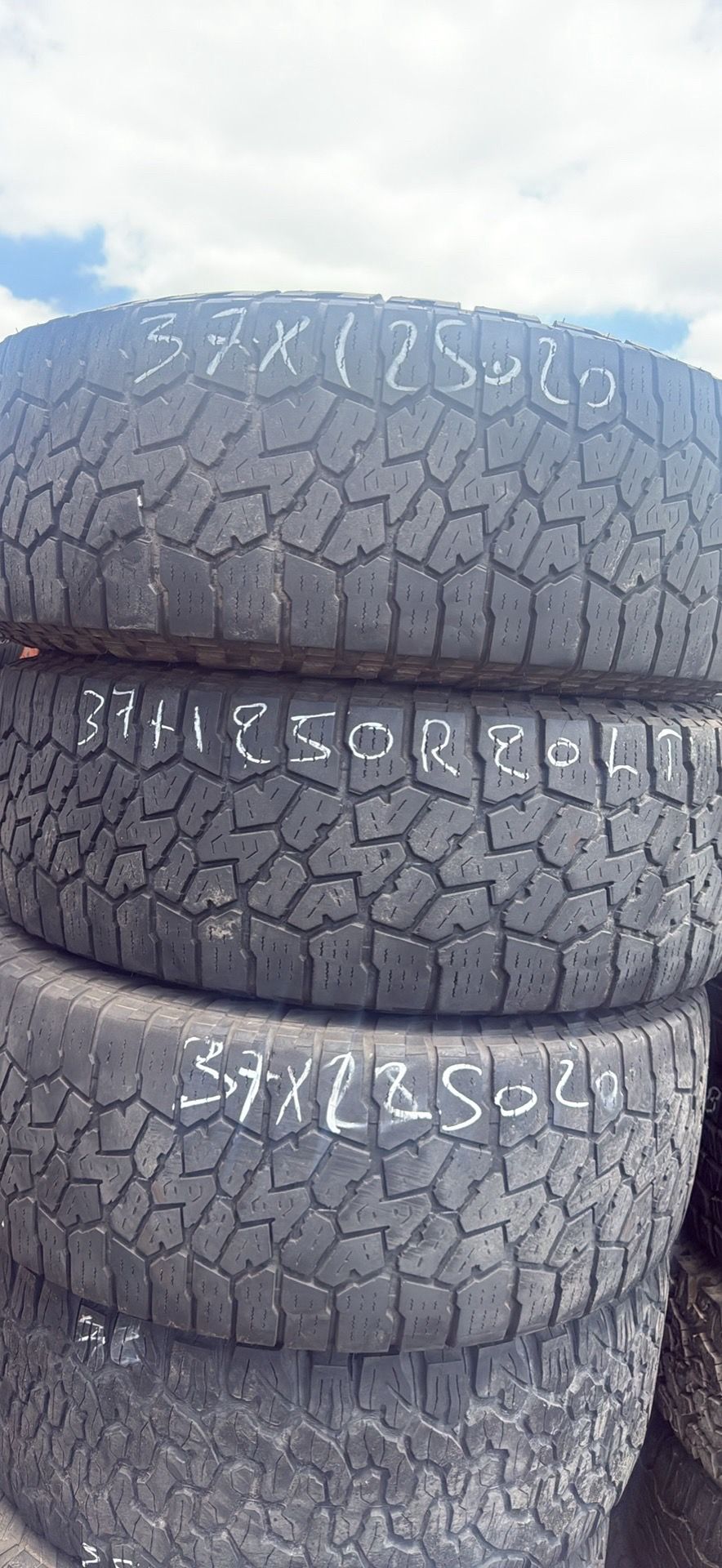 Used tires 37x12.50R20