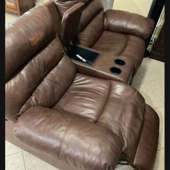 Power Recliner, Double, Leather, Plus Center Console — 3 Pcs — Excel Cond. 