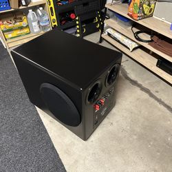 HSU Powered subwoofer 