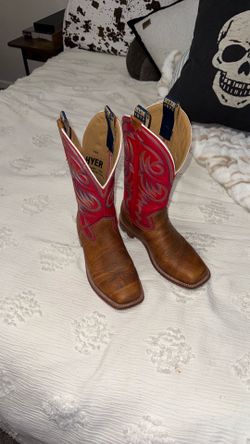 Hyer sawyer cowboy boots