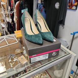 Vince Camuto green heels. Green spruce true suede. size 7 1/2