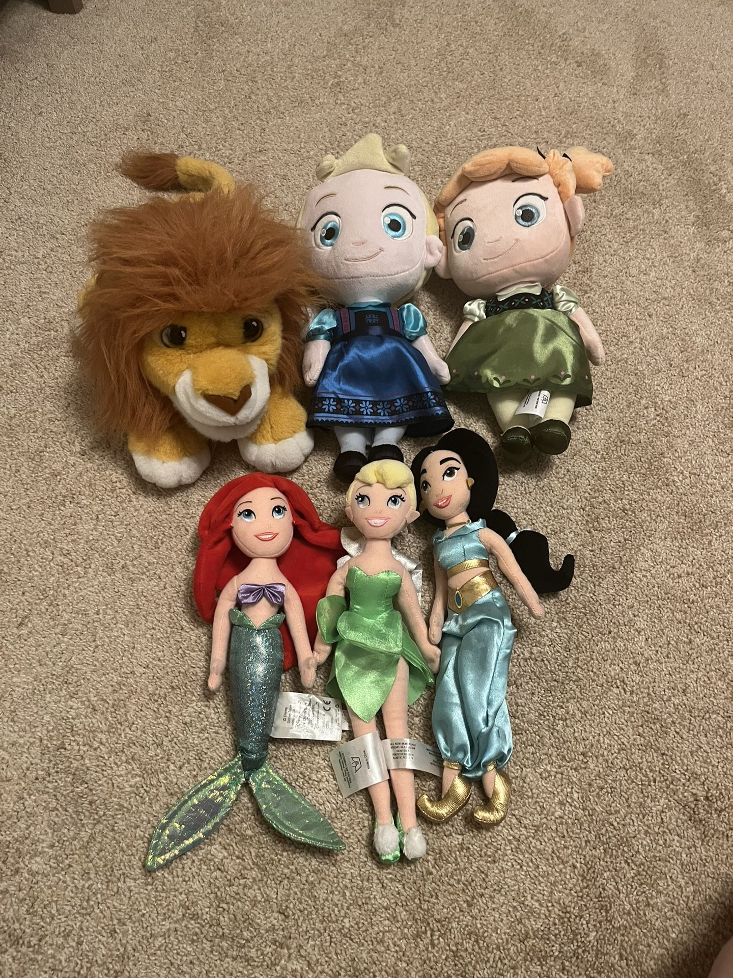 Set of 6 Disney Dolls