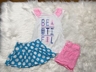 Girl clothes - size small