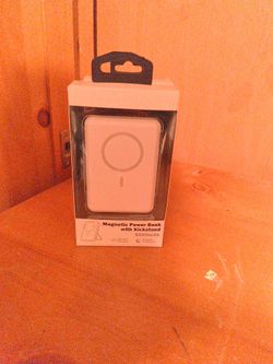 Magnetic Power Bank With Kick Stand