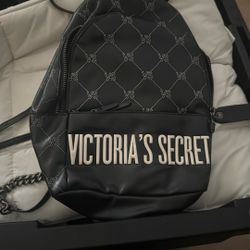 VICTORIA’S SECRET BAG