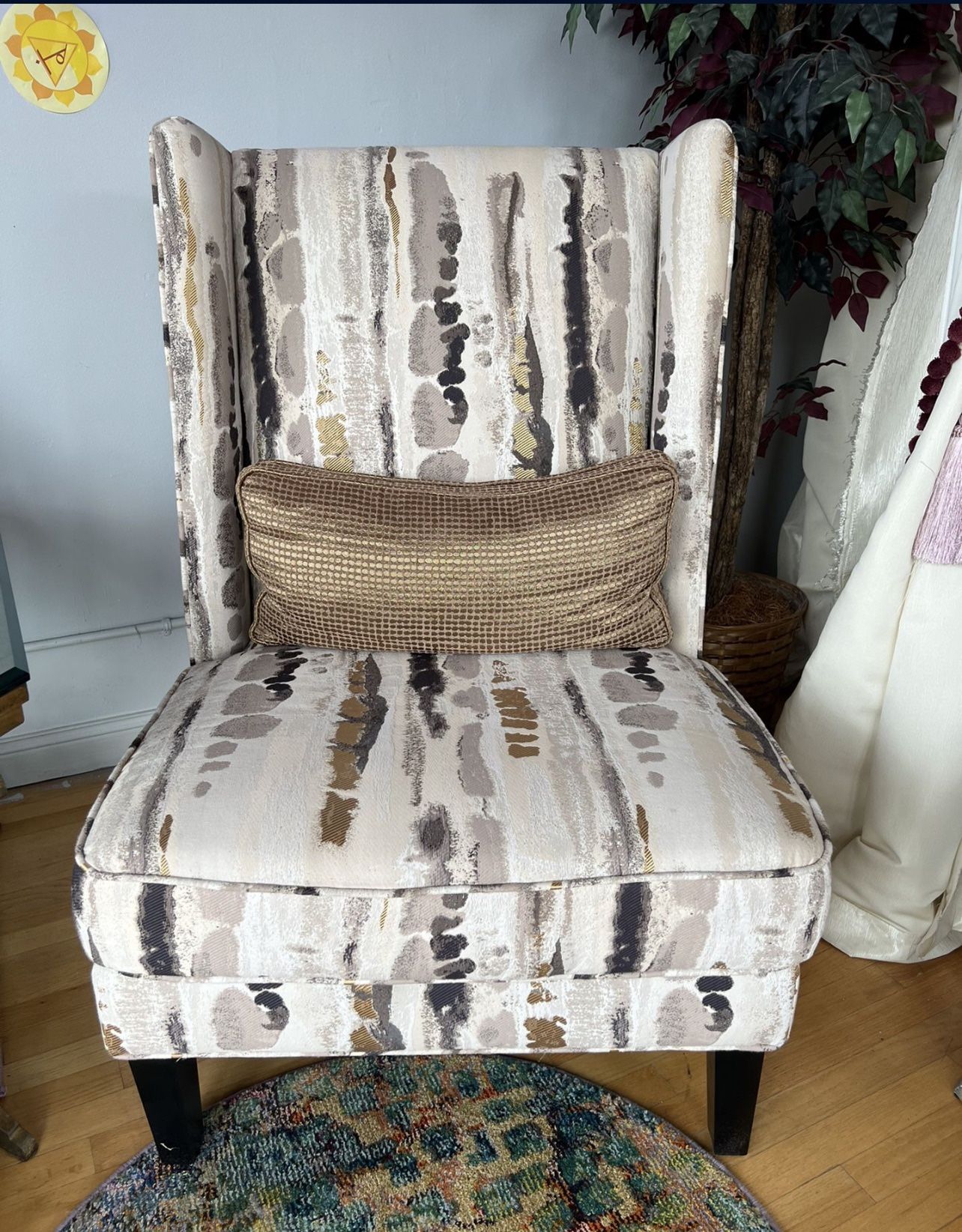 Value City Accent Chair