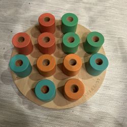 Lovevery Wooden Stacking Peg Board Pioneer 16-18 Toddler Montessori Development