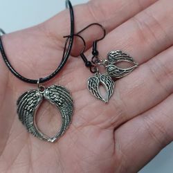 Wing Necklace And Earrings 
