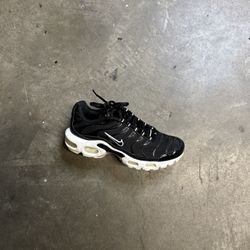 Nike Air Max Black White 