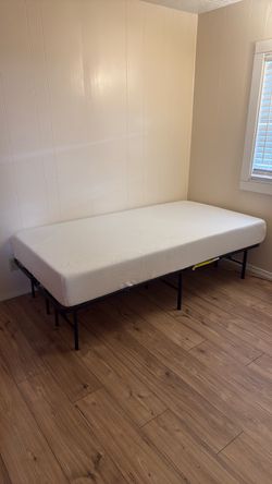 Twin mattress/frame