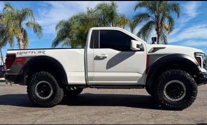 17” Kmc km234 black center  Chevy ford Toyota beadlock