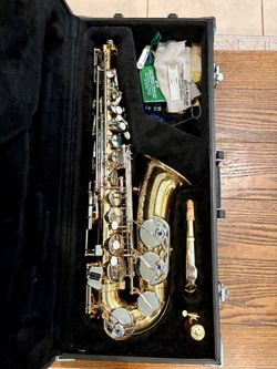 Jupiter JAS-669 Alto Saxophone w/ Hard Case