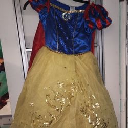 Snow White Dress Size 7/8 Halloween Costume 