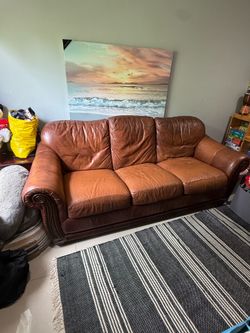 Pull our bed couch, brown leather