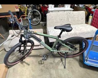 Selling AS IS 24 Inch Mountain Bike,21 Speed with High-Carbon Steel Frame Bike for Adults
