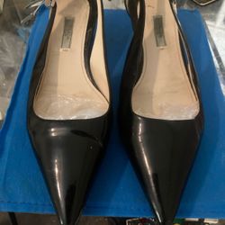 Size 7 Prada Patent Leather Shoes