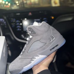 Wolf grey 5s size 8/10/11
