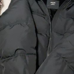 Holister Puffer Jacket  Size L