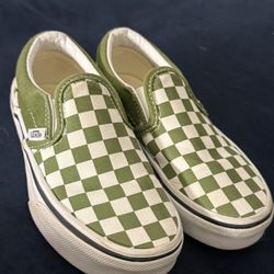 Kids Vans In New Condition 