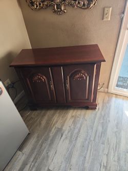 Solid Wood Kitchen Cabinet 