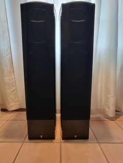 Yamaha NS-777 3-Way Bass Reflex Speaker Pair