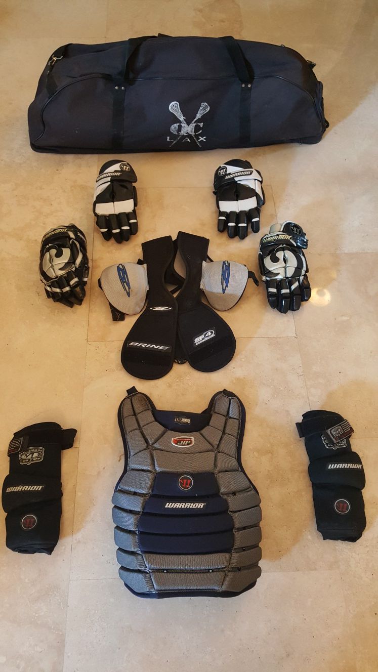 LaCrosse 9-Piece Protective Gear and XL gear bag