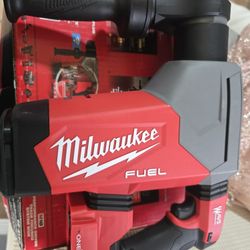 Milwaukee
M18 FUEL 18V Lithium-Ion Brushless Cordless SDS-Plus 1-1/8 in. Rotary Hammer Drill 