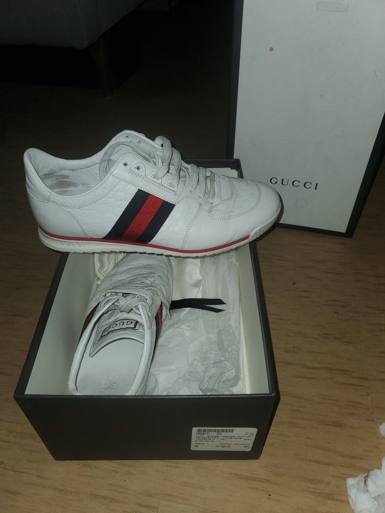 GUCCI Womens 9.5/Mens 7.5