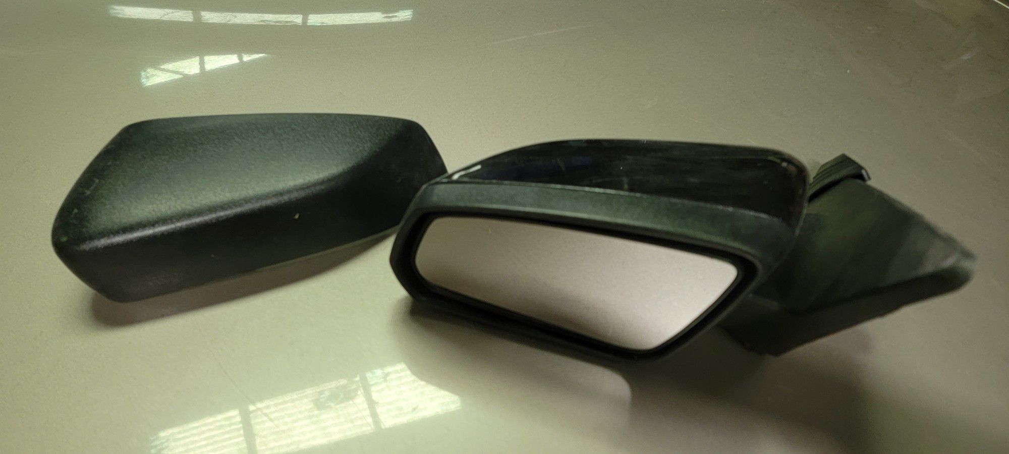 2010-12 FORD MUSTANG DRIVER LEFT SIDE VIEW POWER DOOR MIRROR 