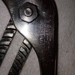 16' channel locks