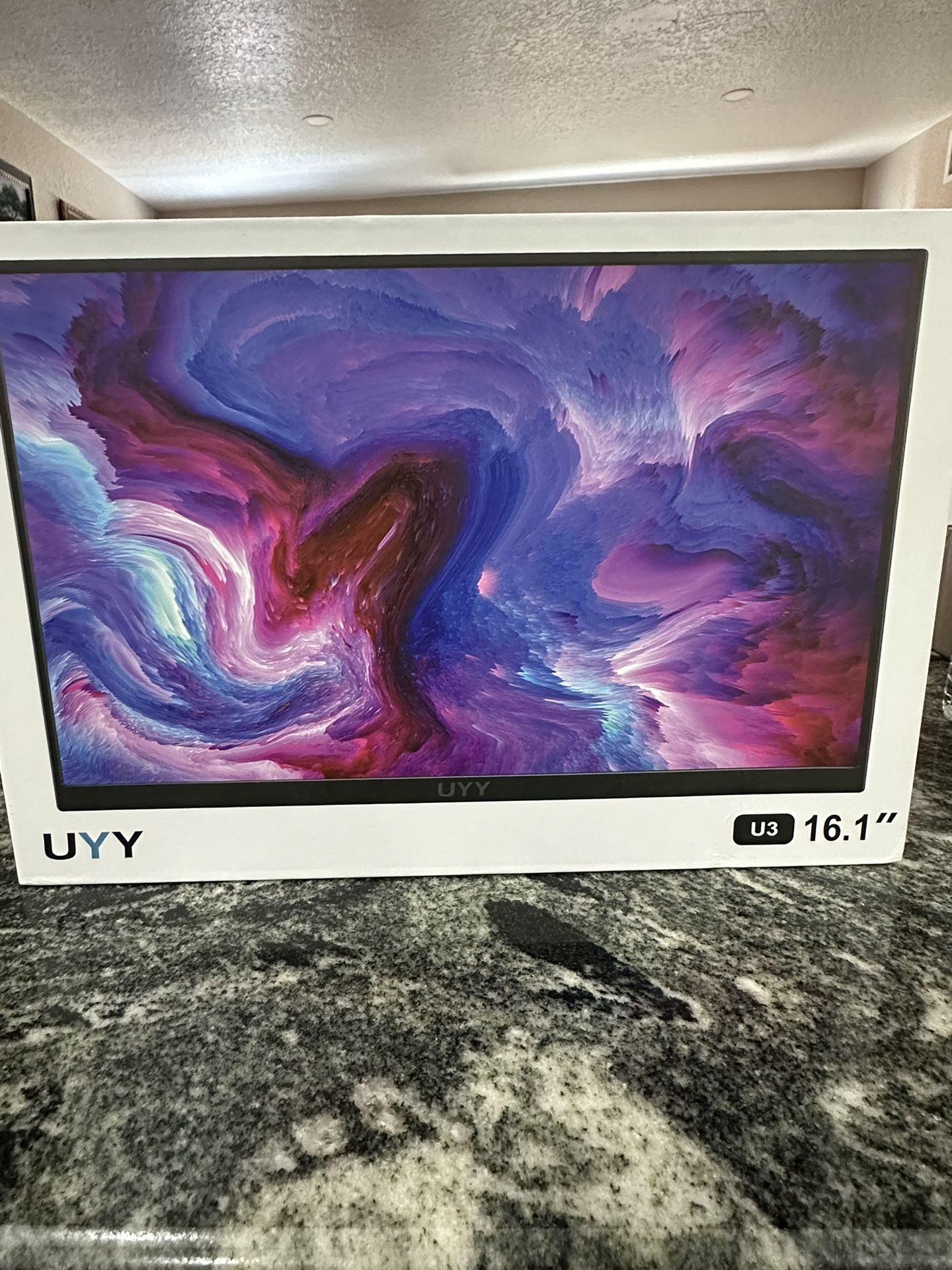 UYY PORTABLE Monitor