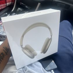 Air Pods Max Headphones 150$