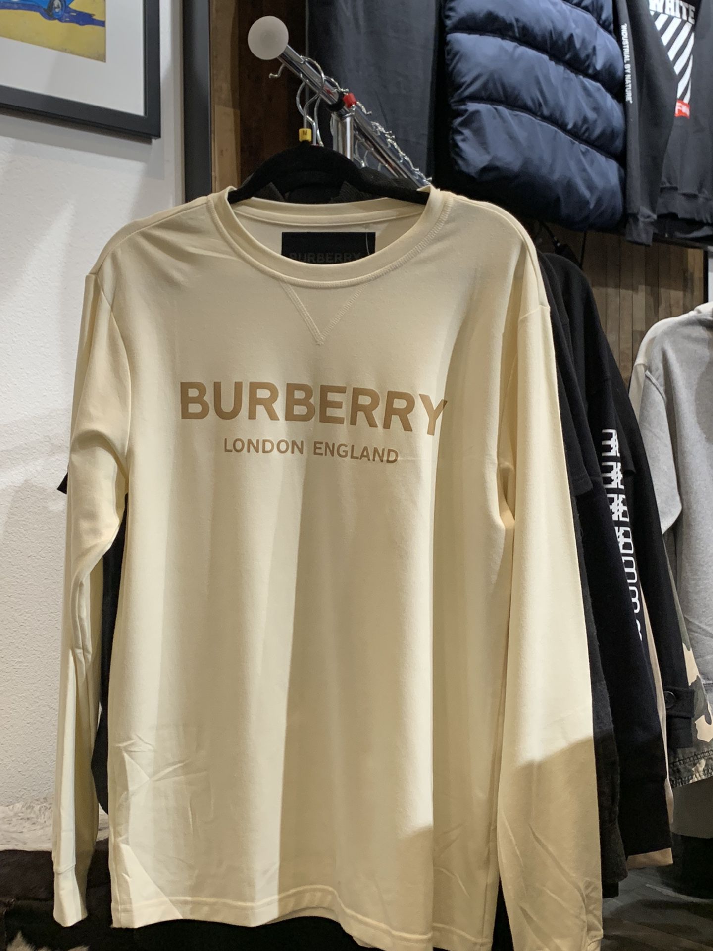 Burberry long sleeve shirt size medium